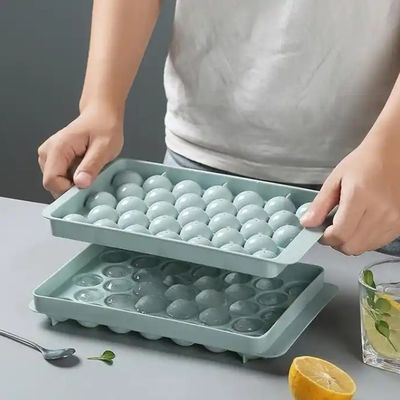 PP 33 Cavidade Círculo Redondo Bola de Gelo Cubo bandeja Esfera de plástico Bola de Gelo Fabricante Molde com tampa