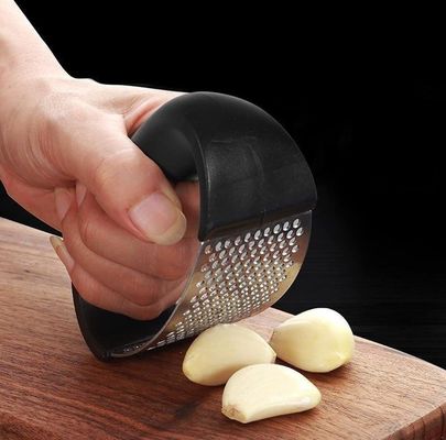 Melhor vendedor de pressão de alho quente Peeler manual de aço inoxidável para ferramentas de frutas e vegetais