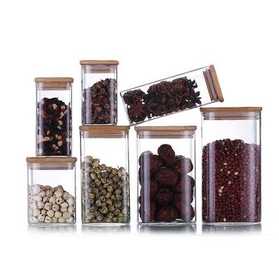 Contêiner de armazenamento de alimentos de design moderno com tampa de madeira de bambu 300ml 500ml frasco de vidro de especiarias