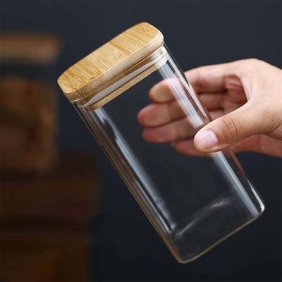 Contêiner de armazenamento de alimentos de design moderno com tampa de madeira de bambu 300ml 500ml frasco de vidro de especiarias