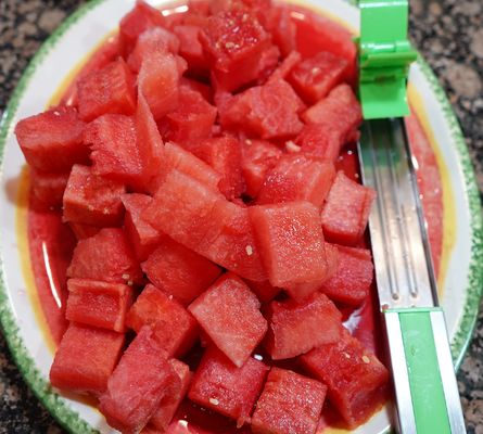 Composto de aço inoxidável cortador de melancia cortador para cubos de suco refrescantes